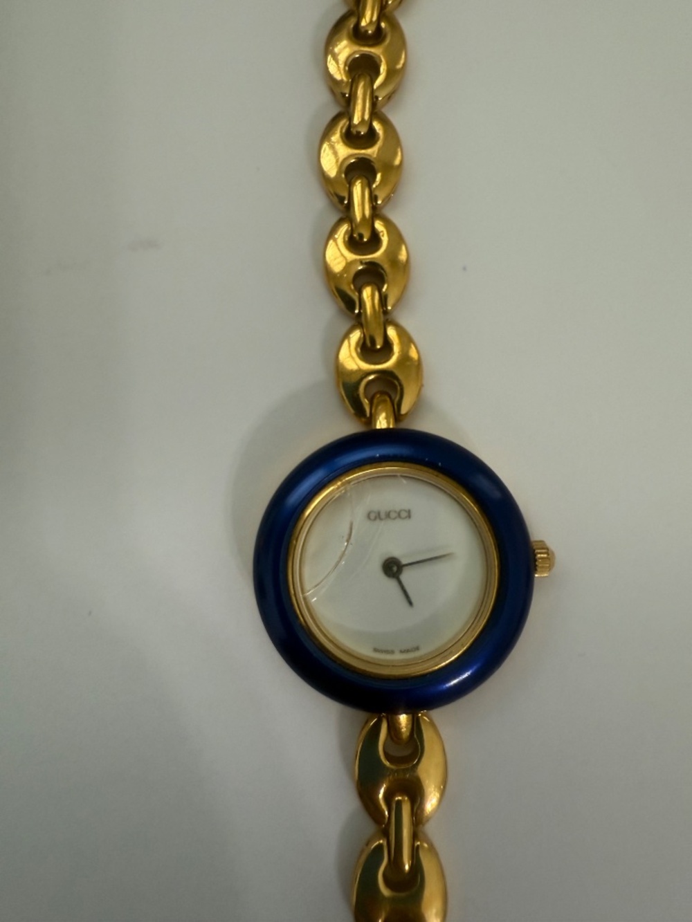 Gucci Bezel Watch - Picture 3 of 5